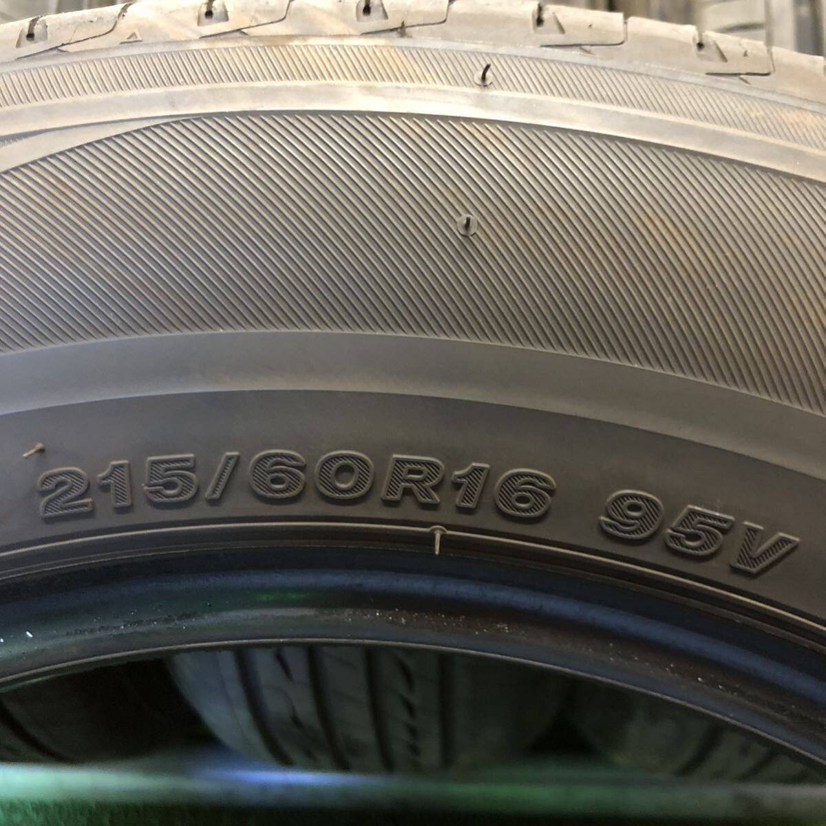 BS　REGNO　GR-XⅡ　215/60R16　95V　極上バリ山4本価格　C-357　福岡　★引き取り大歓迎★22年製★人気レグノ★即決サービス品★_画像9