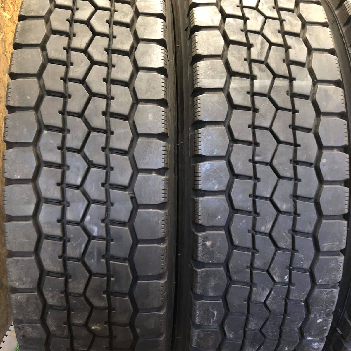 DUNLOP　DECTES　SP670　11R22.5　16PR　超極上バリ山4本価格　C-392　福岡　★引き取り大歓迎★22年製★13㎜UP★早い者勝ち★_画像3