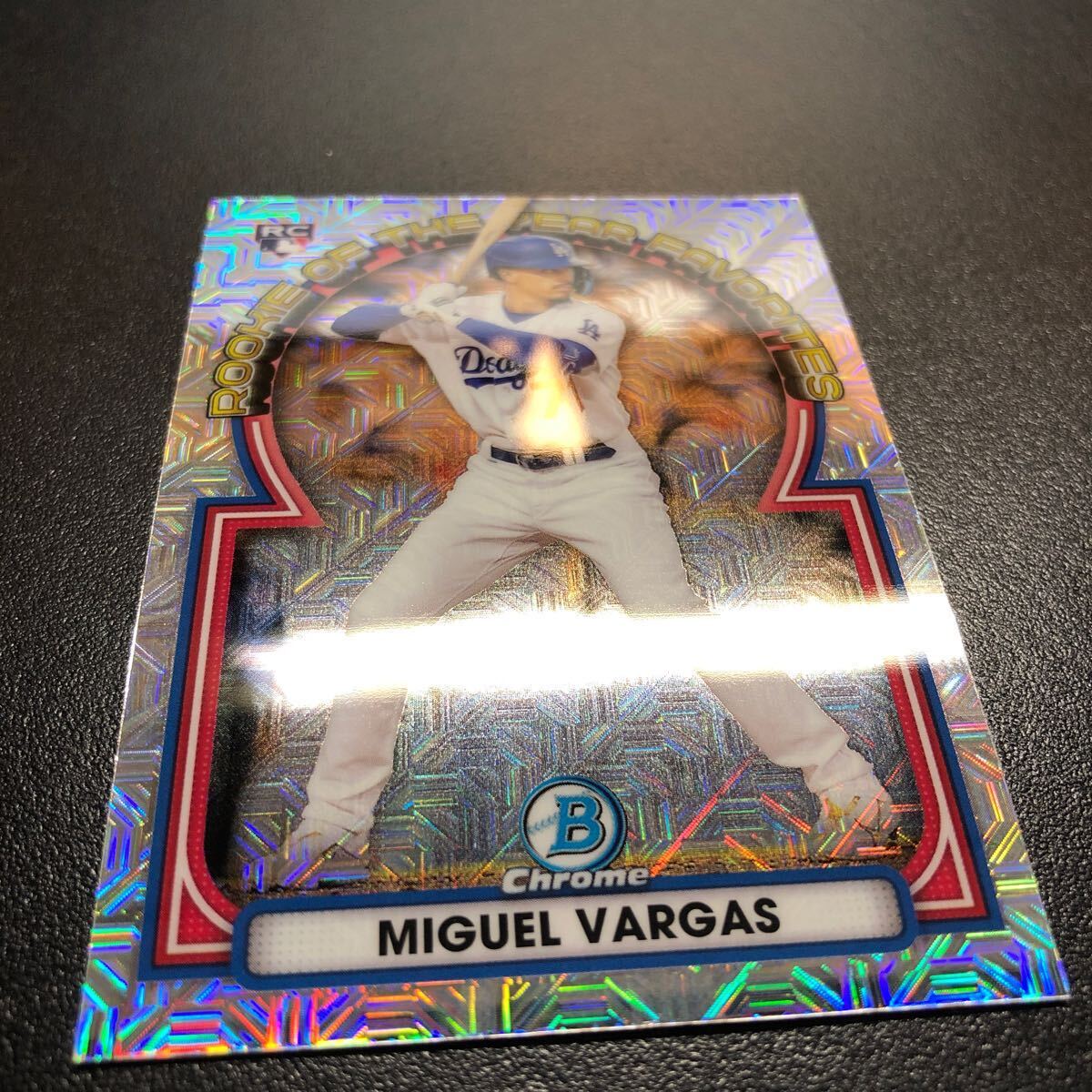 Miguel Vargas 2023 Topps Bowman Mega Box #ROYF-12 Rookie of the Year Favorites Chrome Mojo Refractor Rookie RC Dodgers_画像6