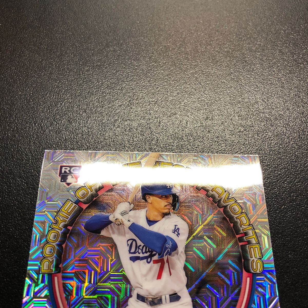 Miguel Vargas 2023 Topps Bowman Mega Box #ROYF-12 Rookie of the Year Favorites Chrome Mojo Refractor Rookie RC Dodgers_画像4