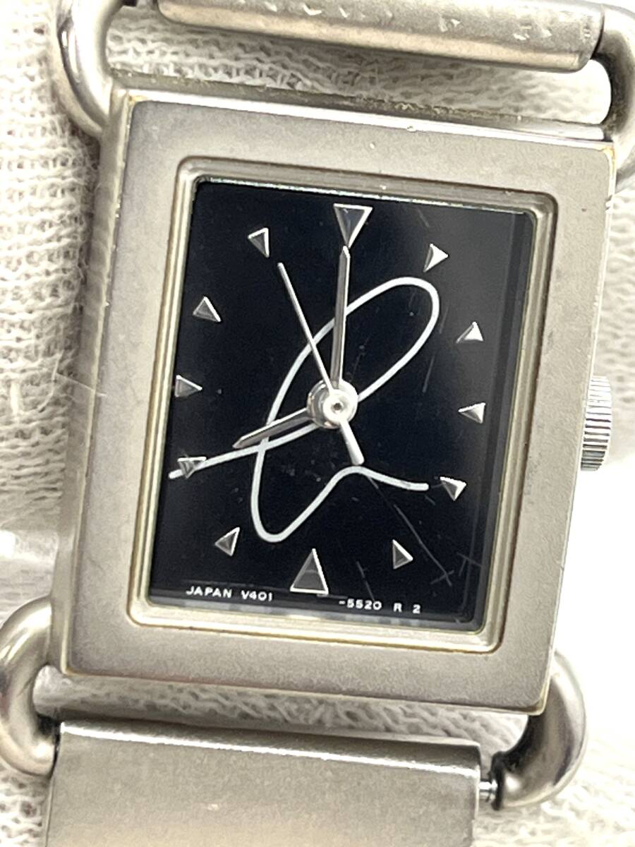 【電池切れ】agnes b. アニエスベー クォーツ 腕時計 黒文字盤 スクエア ロゴ ケースシルバー レディース V401-5950の画像1