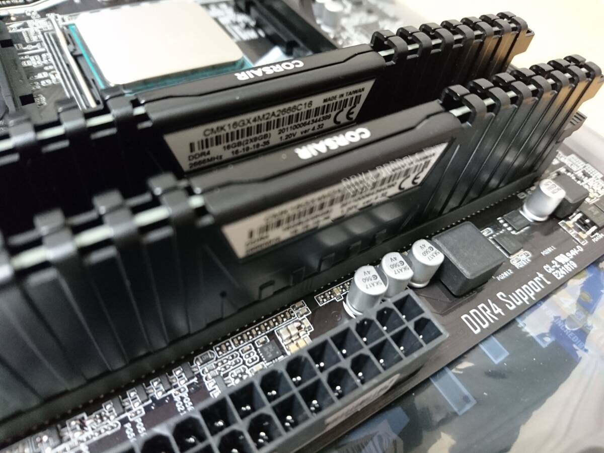 中古 美品 ASUS マザーボード PRIME A320M-A + CPU RYZEN 5 2600 + メモリ DDR4 8GB×2 3点セット_画像4