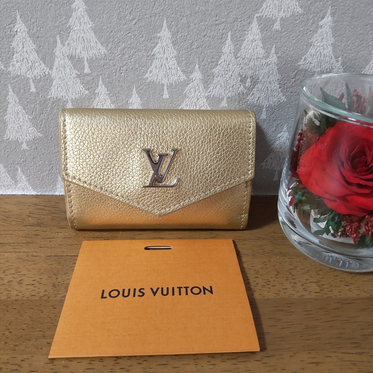 LOUIS VUITTON ルイヴィトン ポルトフォイユ ロックミニ 三つ折り財布 コンパクトウォレット ゴールドの画像1