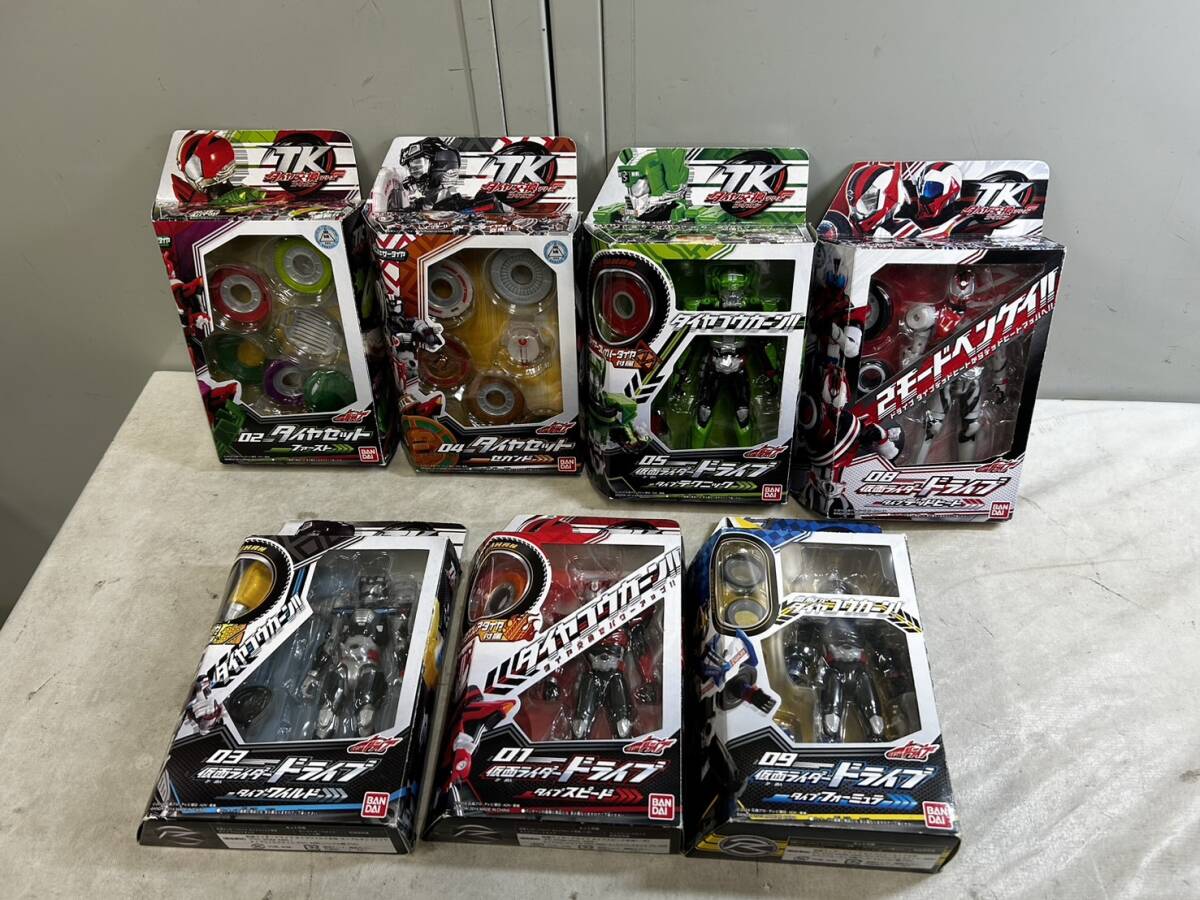 （116）未使用 BANDAI 仮面ライダードライブ TK タイヤ交換シリーズ 7個まとめ売り タイヤセット タイプデッドヒート タイプワイルド_画像1