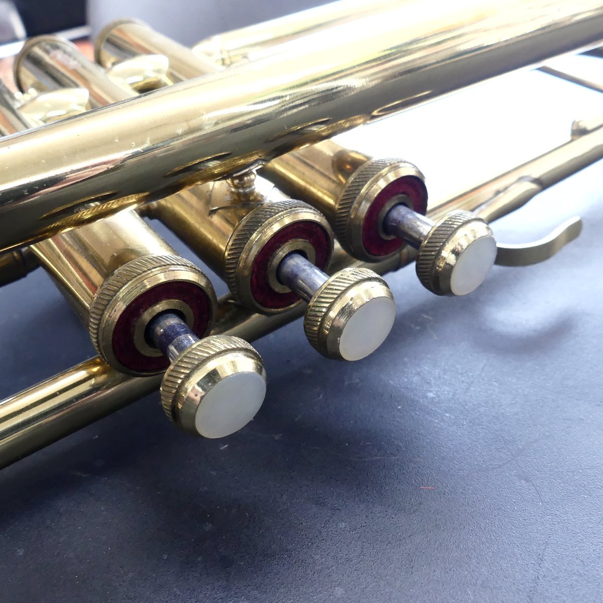 HIMMEL ヒンメル STUDENT Rainbow Tone MODEL 269 トランペット 管楽器 ハードケース付き 現状品 USED /2403Cの画像6