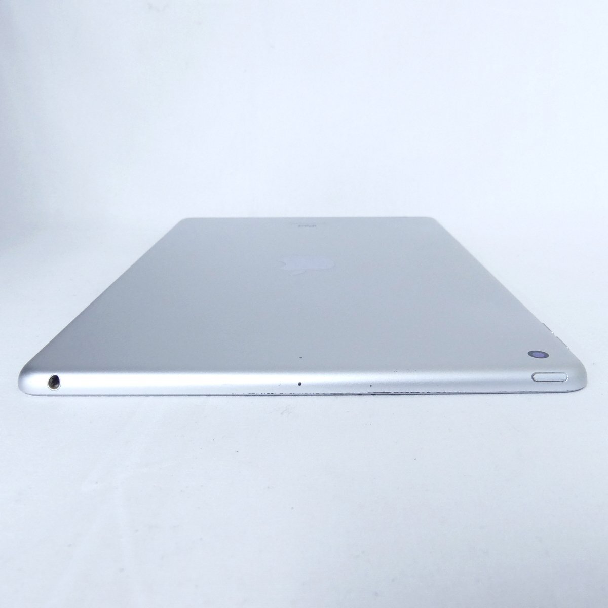 【送料無料】 iPad 第９世代 9th A2602 64GB Wi-Fiモデル TouchID反応OK USED /2403C_画像3