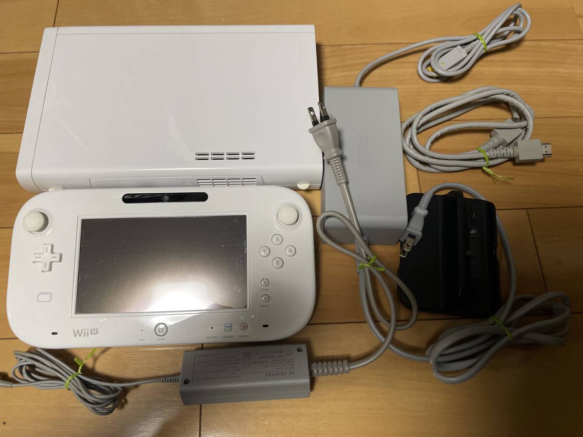 任天堂 Wii U 本体 8GB 一式 すぐ遊べるセット Nintendo ゲームパッド ニンテンドー ウィーユー その他 おまけ付き送料無料_画像1