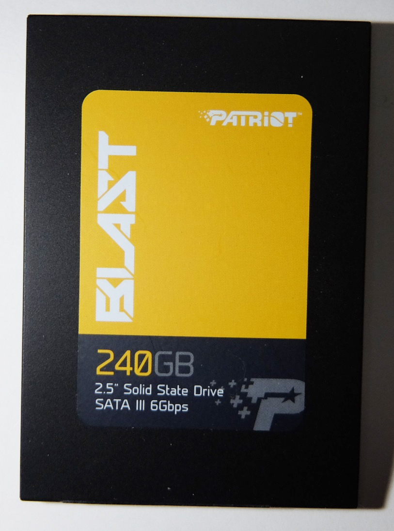 PATRIOT BLAST 2.5" SATA SSD 240GB 中古品_画像1