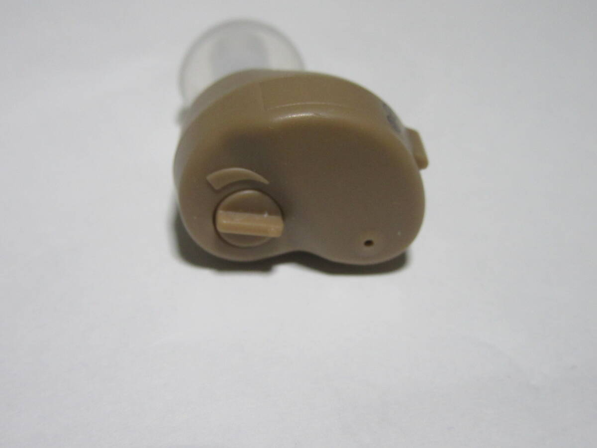 集音器 補聴器 の２個セット 目立たない 電池式 耳穴型補聴器 両耳用 音量調節可能 (ケース付) _画像7