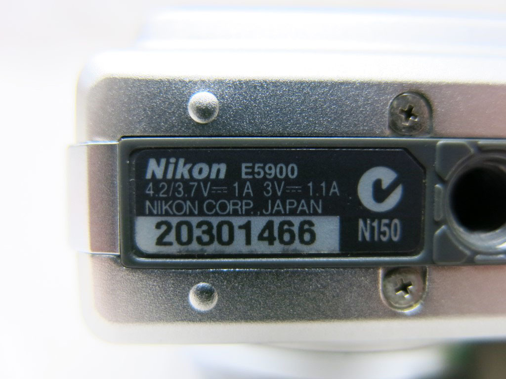 03K115 コンパクトデジタルカメラ Nikon ニコン COOLPIX E5900 未確認 ジャンク 部品取りなどに活用できる方_画像9