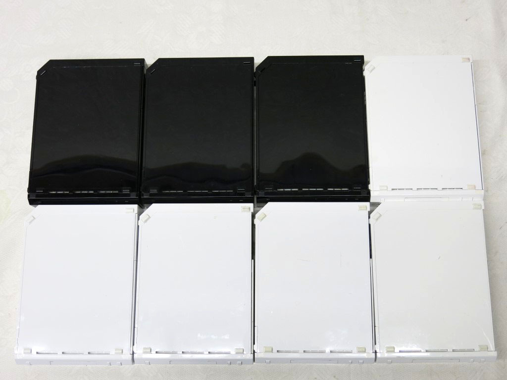03K129 任天堂 Nintendo Wii 本体のみ 白・黒 [8台セット] 完全ジャンク 部品取りなどに 売り切り_画像5