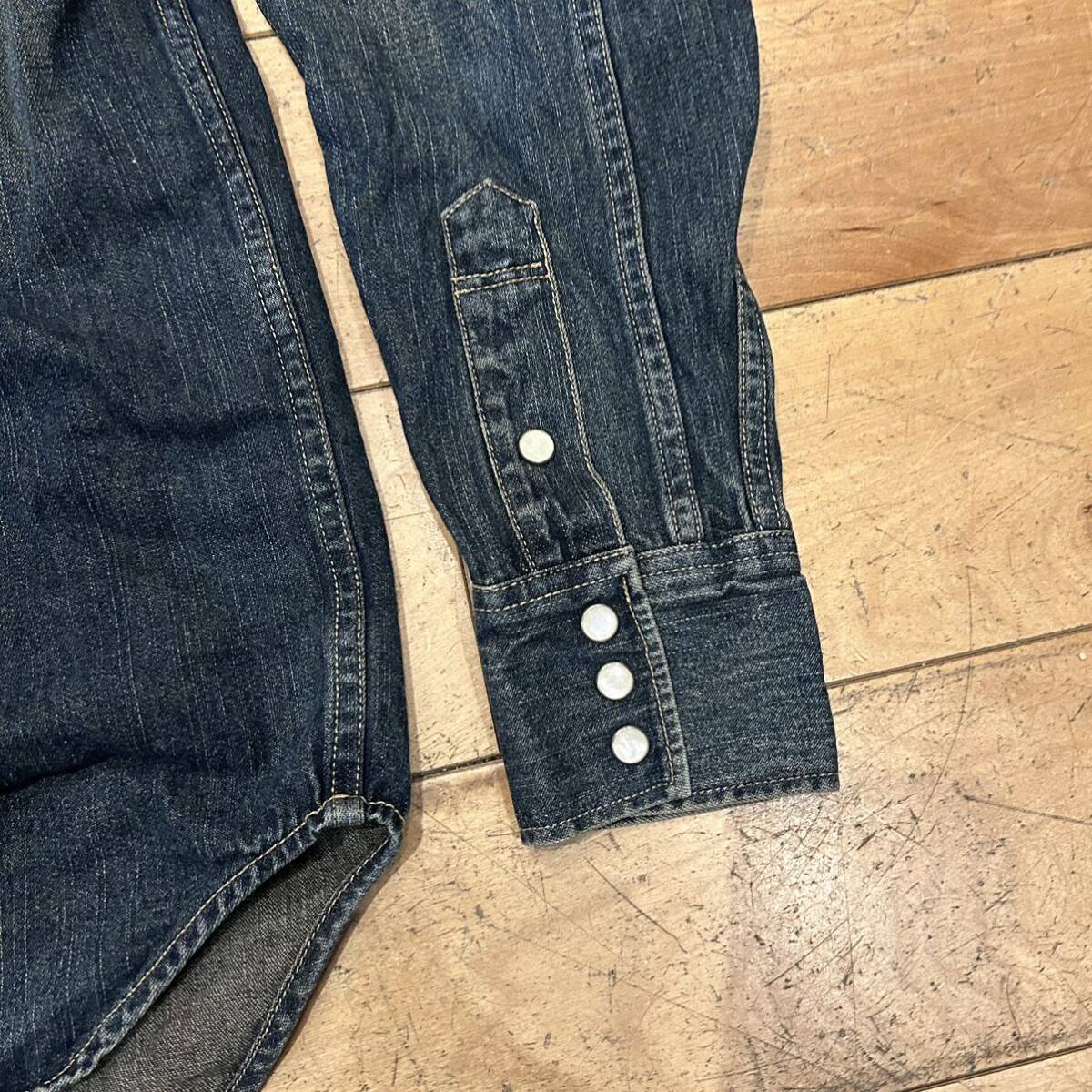 ★levi's/リーバイス/デニムシャツ/長袖シャツ/デニム/シャツ/ウエスタンシャツ/インディゴ/アメカジ/メンズ/Mサイズ_画像4