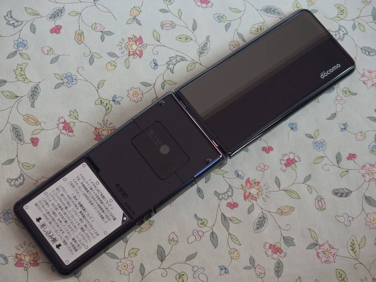 ☆彡 美品　docomo　Ｐ－０１Ｆ　Black_画像6