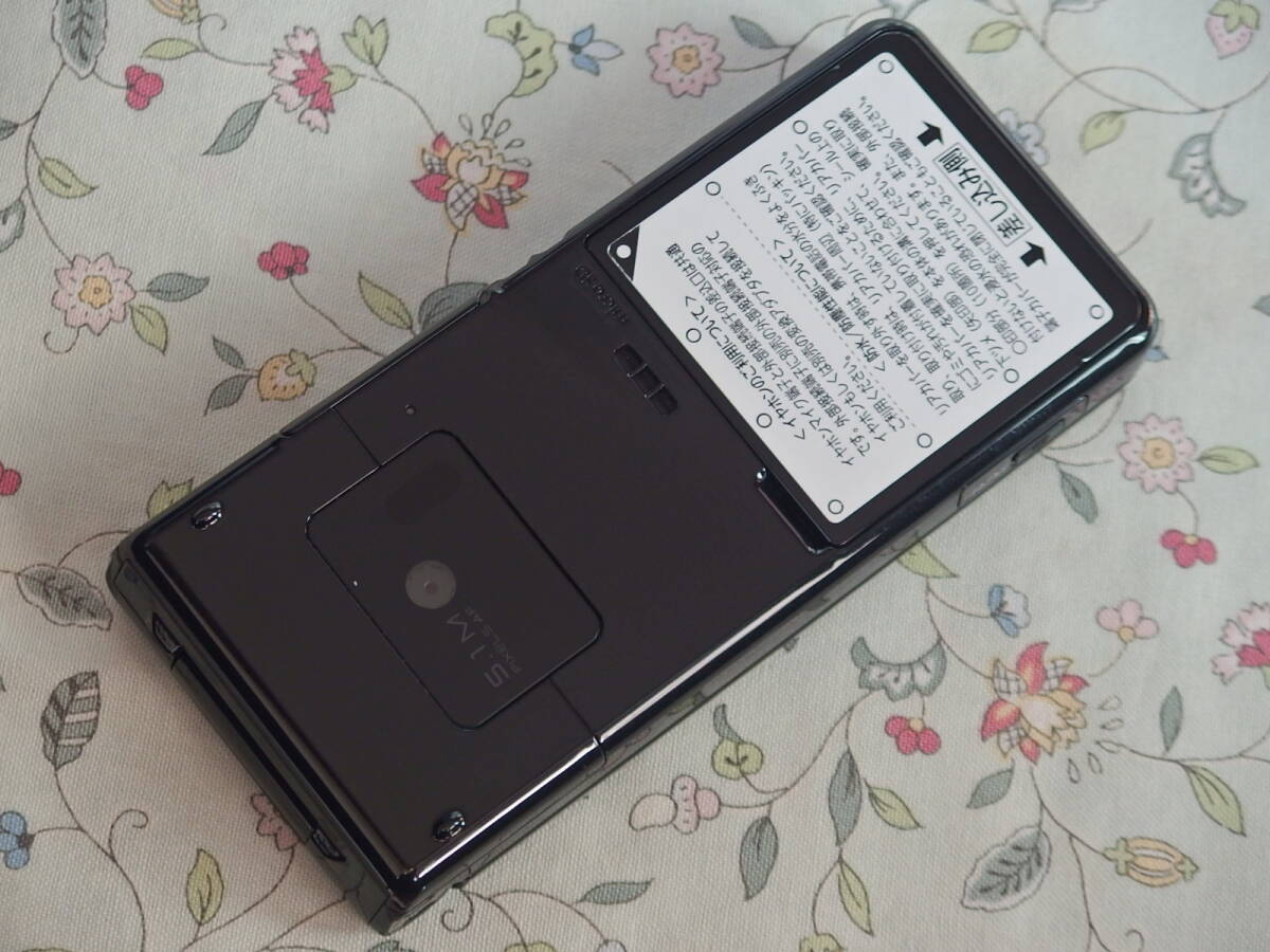 ☆彡 美品 docomo Ｐ－０１Ｆ Blackの画像8