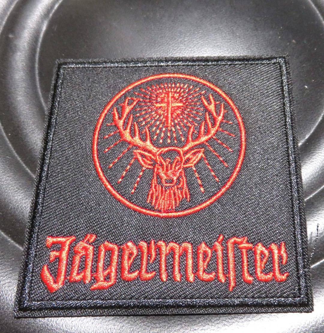 黒赤（正方形）◆新品イエーガーマイスター Jagermeister ドイツ リキュール 　刺繍ワッペン（パッチ）◆　鹿　十字架　■ 洋服・衣類DIY_画像6