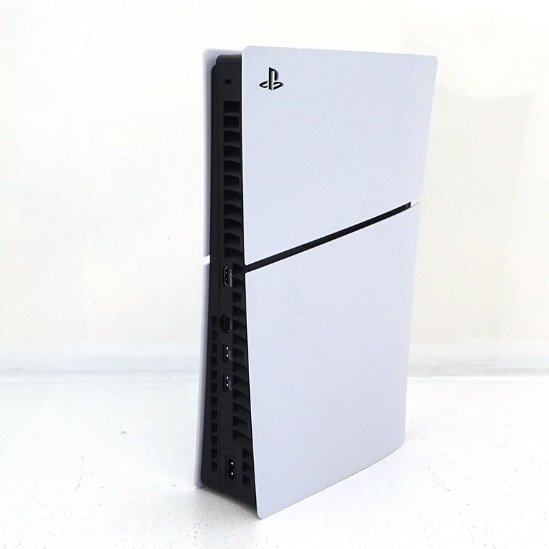 ★中古★PlayStation5 本体 Slimモデル ディスクドライブ搭載 CFI-2000A01 (PS5/プレステ5/1円～)★【GM637】_画像3