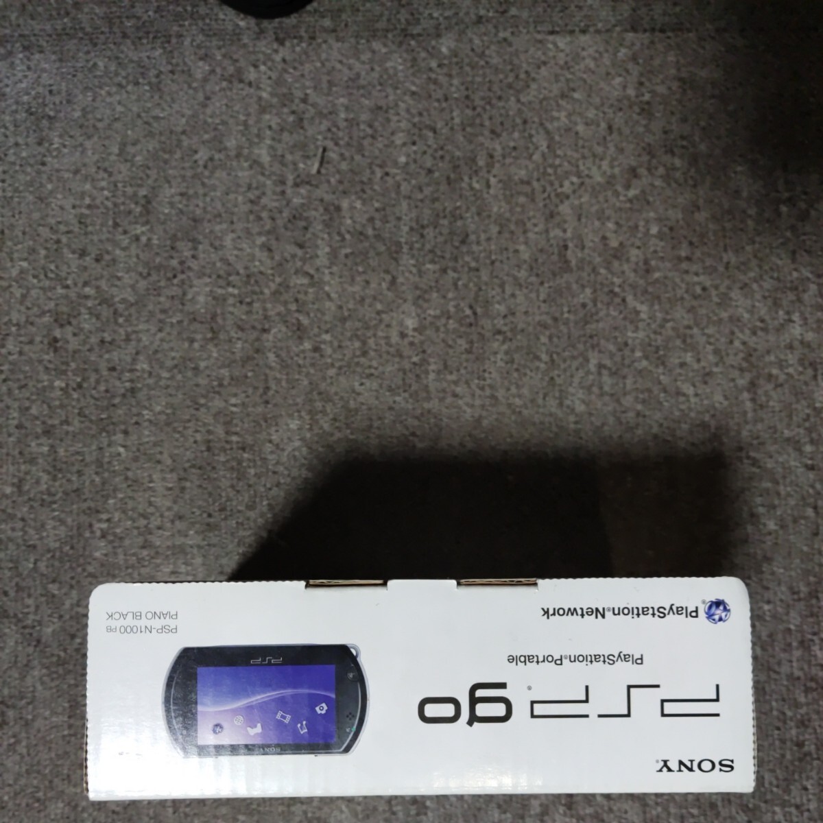 新品 未使用保管品 SONY PSP go N-1000 付属品すべてあり _画像4