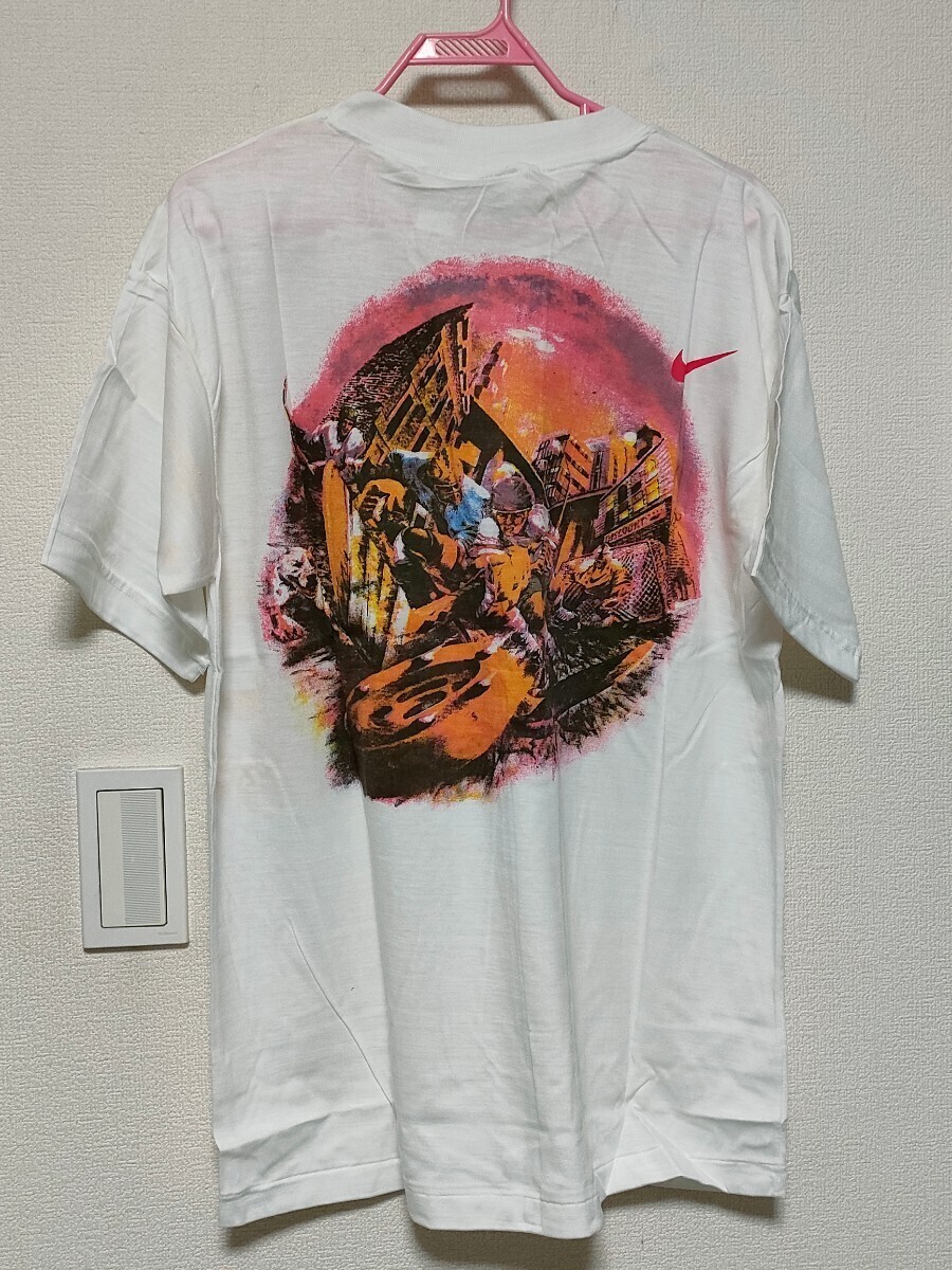 ☆【NIKE】Tシャツ☆Mサイズ☆メンズ☆新品☆難あり☆【232】_画像2