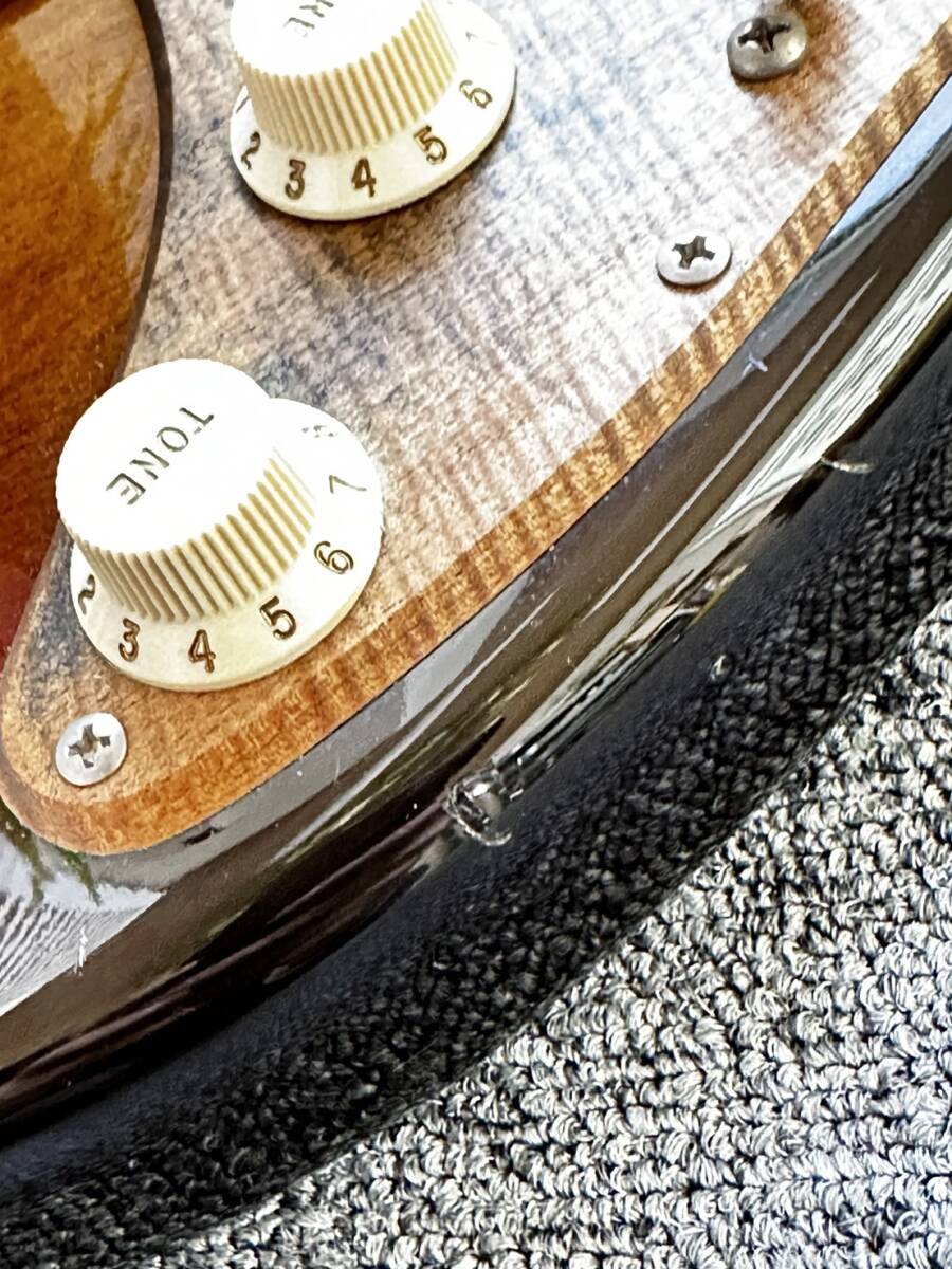 H4341 Fender Stratocaster フェンダー ストラトキャスター エレキギター 弦楽器 CORONA CALIFORNIA Crafted Japan_画像9