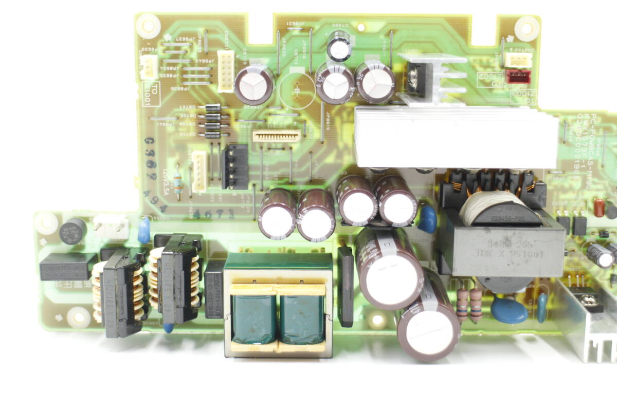 [M-TN 413] Toshiba Blue-ray магнитофон DBR-M190 из снят .PC-POWBCAS-M190 FWY1073F-1 источник питания основа доска детали 