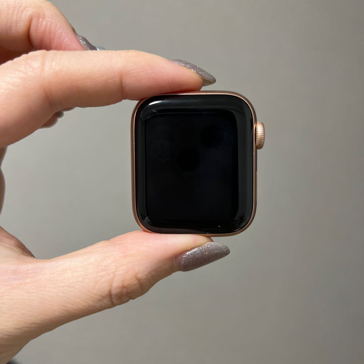 Apple Watch Series 4 GPSモデル アルミニウム ゴールド 40mm_画像2