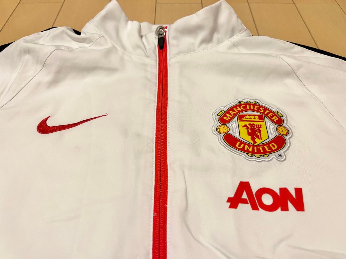 マンチェスターユナイテッド ジャージ Mサイズ NIKE ジャケット サッカー ナイキ マンチェスターユナイテッド ジャージ Mサイズ NIKE ジャケット サッカー ナイキ