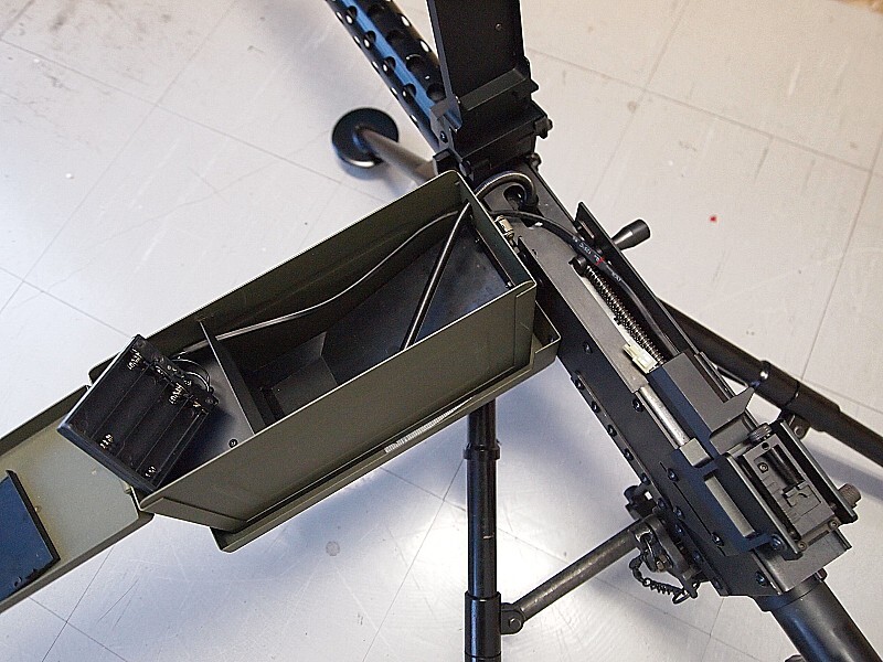 EMG 電動ガン BROWNING M1919 A4 Gen2 重機関銃 フルメタル超重量マシンガン ブローニング トライポッド付の画像4