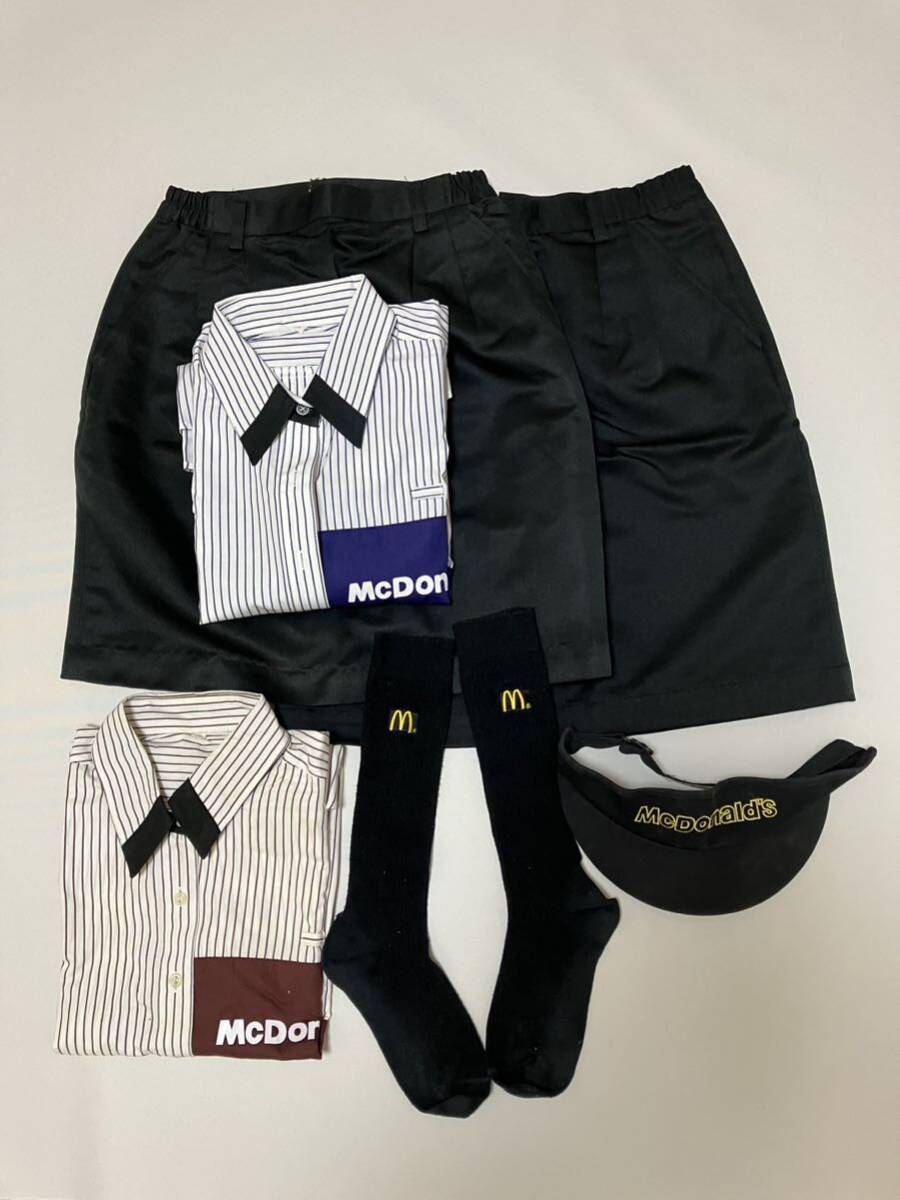 Yahoo!オークション - 本物 マクドナルド 女子 制服 6点セット Yahoo!オークション - 本物 マクドナルド 女子 制服 6点セット