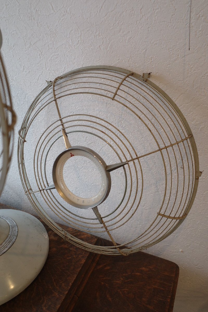 0 Mitsubishi electric fan largish 35cm. blue. feather retro Showa era Vintage old tool. gplus Hiroshima 2403i