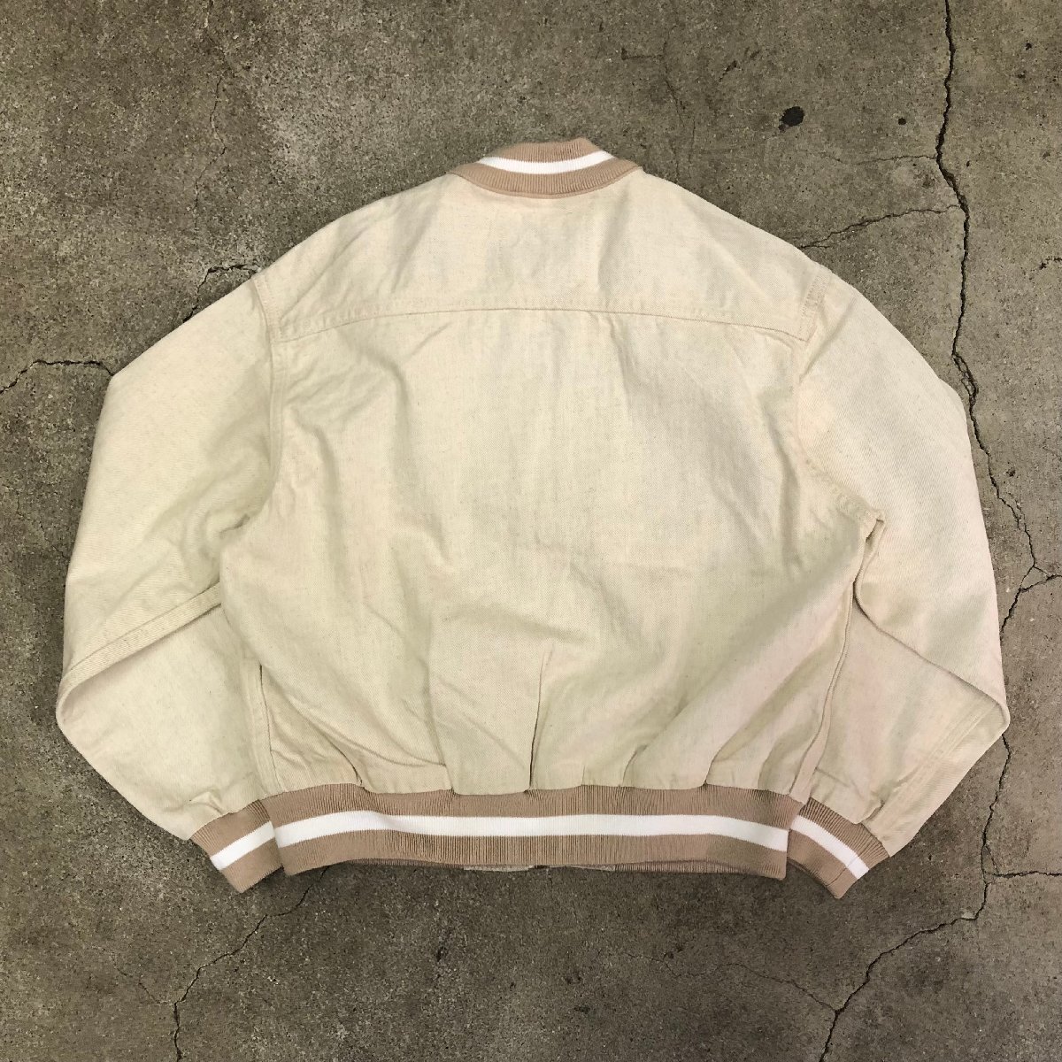 LEVI’S MADE＆CRAFTED A4352-001 Chaqueta Summer Bomber XS リーバイス スタジャン ベージュ_画像2