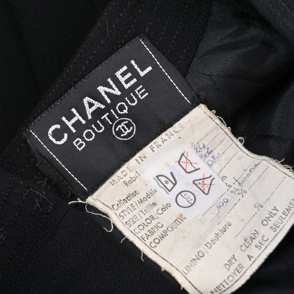 美品 CHANEL フランス製 ヴィンテージ ウール ワンピース ココシャネルボタン12個付き 36 ブラック シャネル KL4BPKHB36_画像9