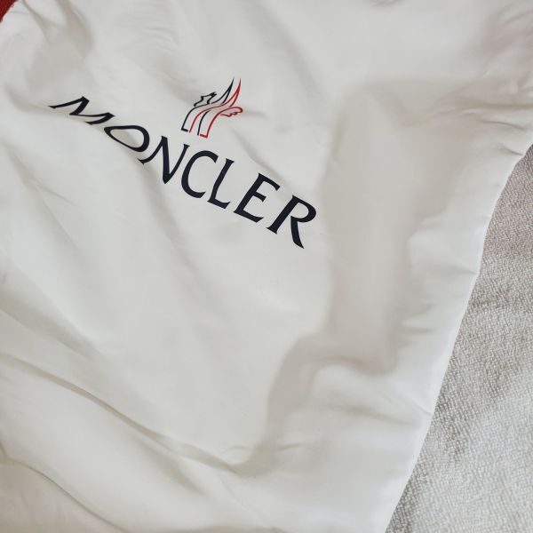 MONCLER ショルダー 巾着 保存袋 布袋 モンクレール 付属品 非売品。。の画像2