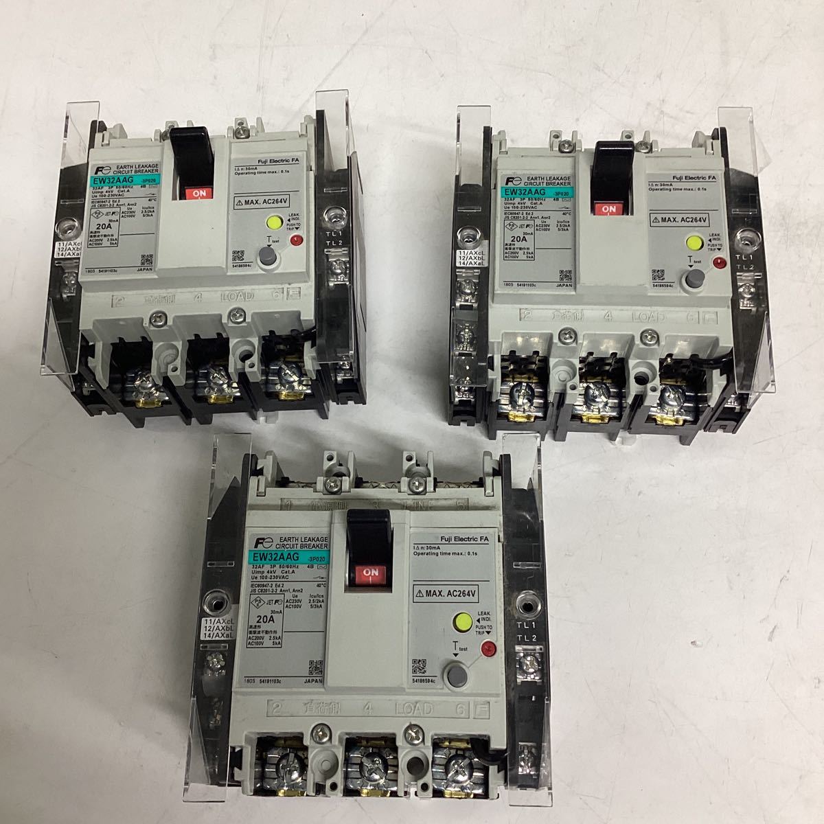 【中古品】富士電機　FujiElectric　EW32AAG-3P／20A　 漏電ブレーカ　3個セット_画像1