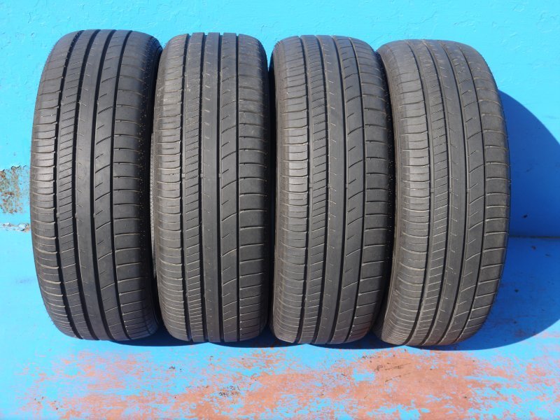 2023年　グッドイヤー　Efficient Grip RVF02　225/55R18　タイヤ　4本セット_画像1