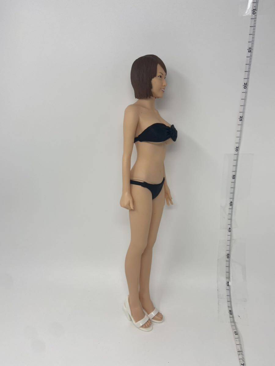  used super real figure yellow cab MEGUMI 1/4 scale black bikini present condition goods 