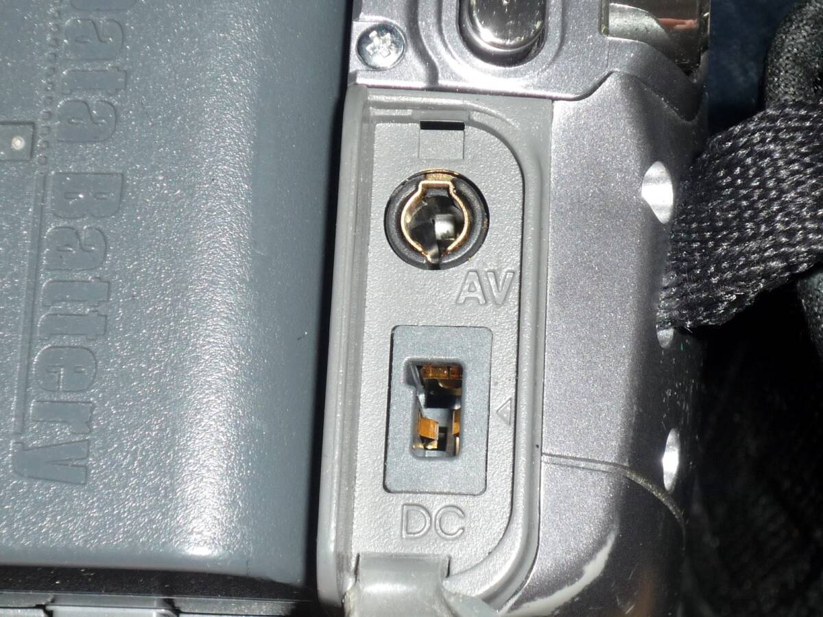 ビクター デジタルビデオカメラ GZ-MG275 (40GBのHDD、F1.2レンズ)バッテリー付・動作品_画像7