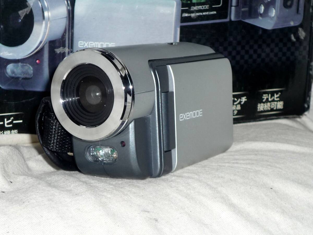 EXEMODE デジタルビデオカメラ DV230 (200万画素・SD記録)ケーブル・CD-ROM。元箱付)撮影可能・ジャンクの画像1