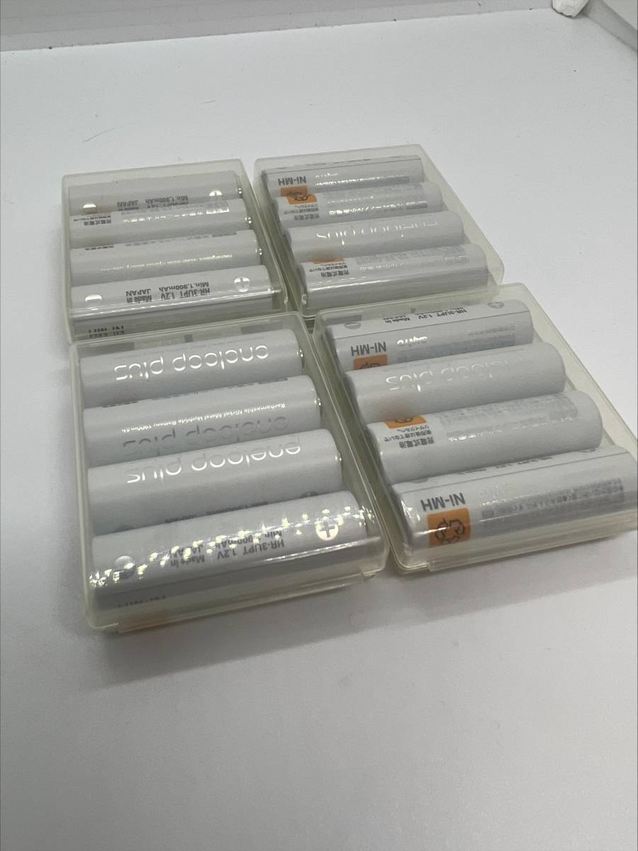 SANYO Eneloop plus [16 pcs insertion .] warehouse . was therefore new goods . considerably old. charge is possible minute only. sale.! Panasonic 