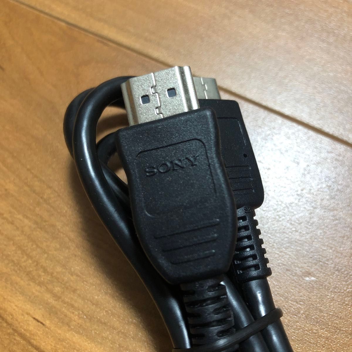 HDMI ケーブル　SONY