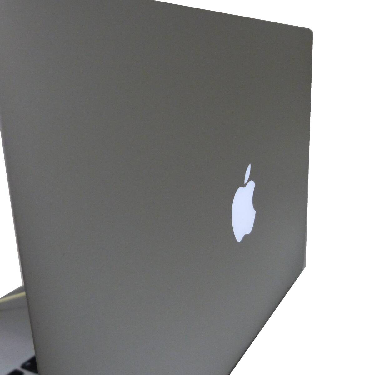 ジャンク　MacBook Air　13-inch　Early 2015　MMGF2J/A　A1466　Core i5　1.6GHz　8GB　128GB SSD　バッテリー不良_画像8