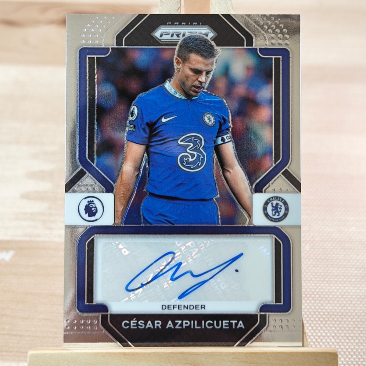 セサル・アスピリクエタ 2022-23 Panini Prizm EPL Cesar Azpilicueta Auto Autograph Chelsea 直筆サインカードの画像1