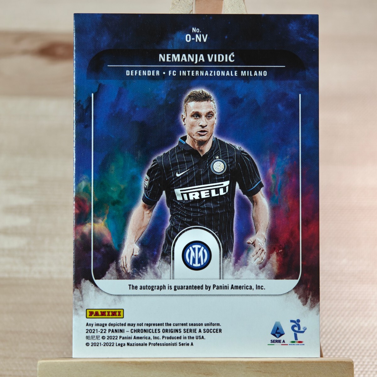 ネマニャ・ヴィディッチ 2021-22 Panini Chronicles Origins Auto Nemanja Vidic 042/500 インテル 直筆サインカードの画像2