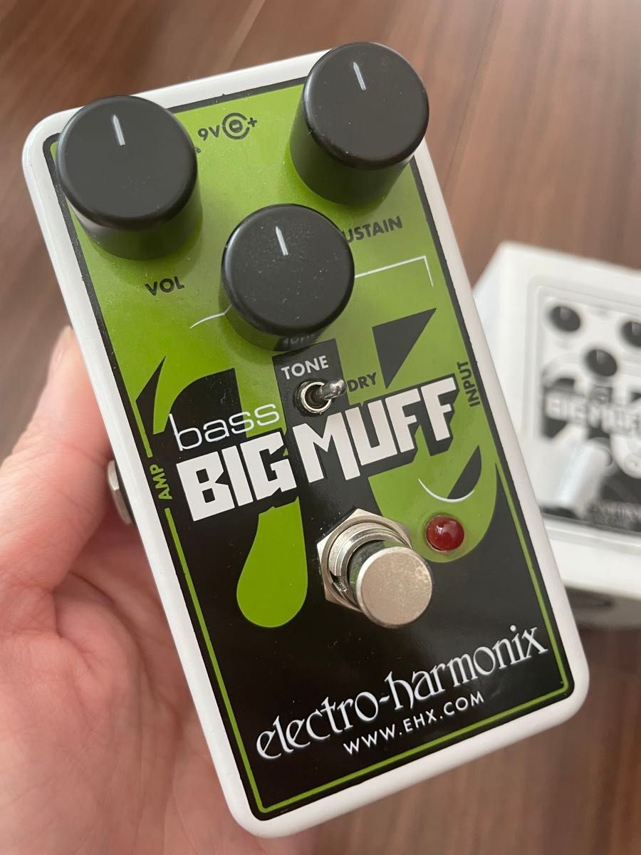美品！electro-harmonix Nano Bass Big Muff Pi