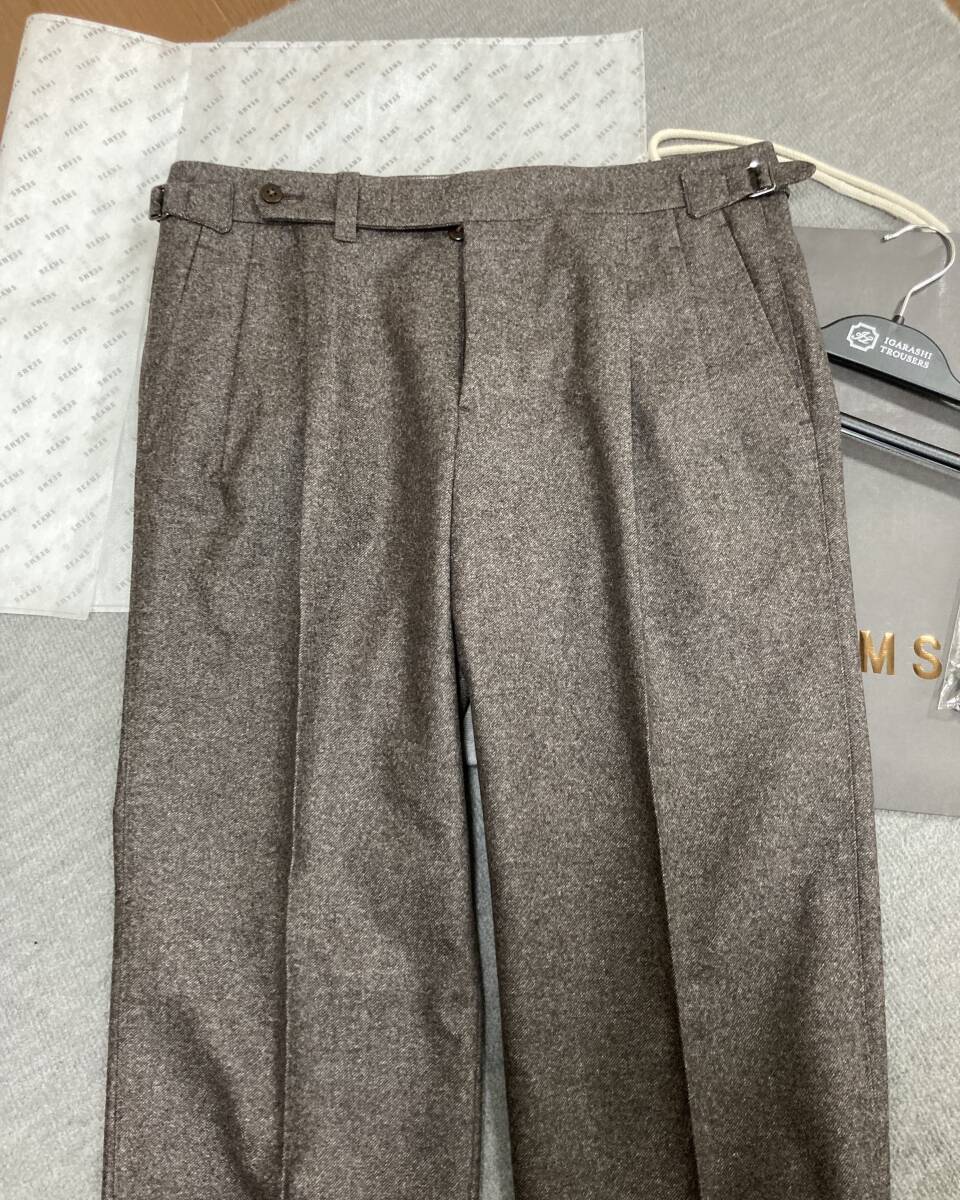 未使用 IGARASHI TROUSERS (BEAMS F オーダー) 2プリーツ サイドアジャスター スラックス_画像2