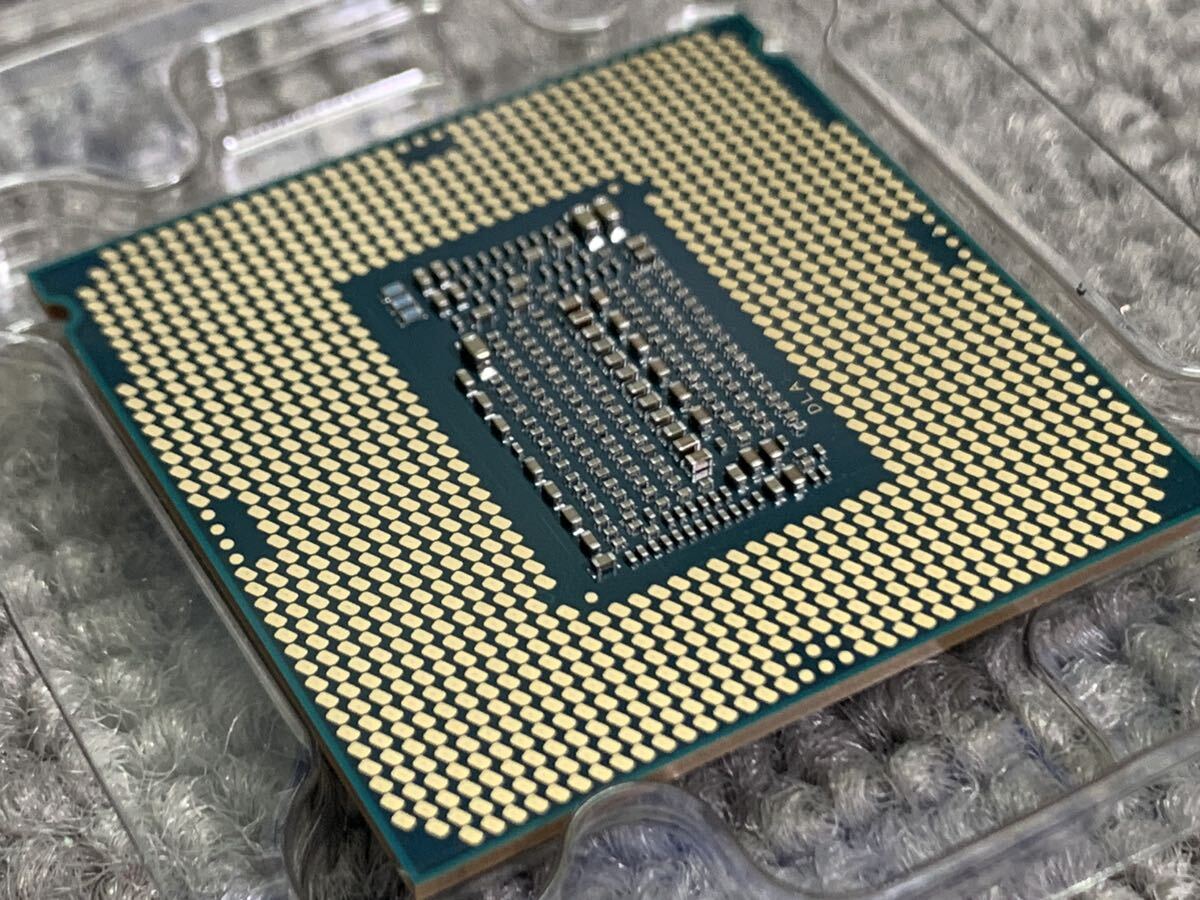 【中古】送料無料 Intel CPU i9 9900K_画像3