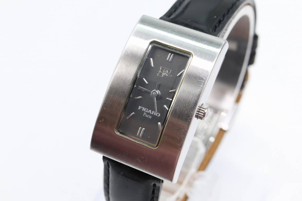 【W126-309】動作品 電池交換済 FIGARO PARIS フィガロ 腕時計 F-007EW レディース【送料全国一律185円】の画像1