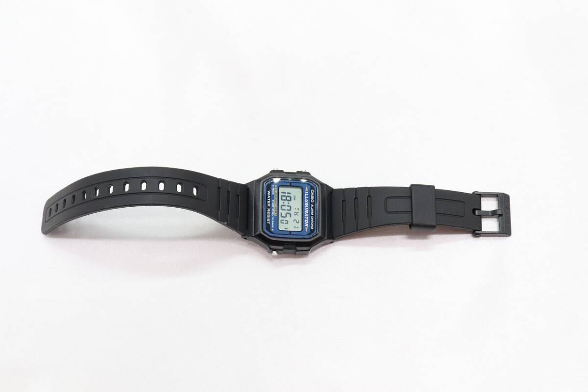 【W126-633】動作品 電池交換済 CASIO ILLUMINATOR カシオ イルミネーター デジタル 腕時計 F-105 メンズ【送料全国一律185円】_画像7