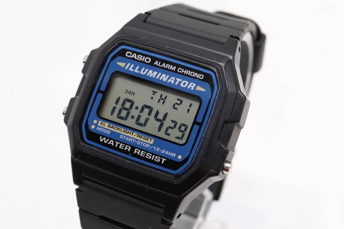 【W126-633】動作品 電池交換済 CASIO ILLUMINATOR カシオ イルミネーター デジタル 腕時計 F-105 メンズ【送料全国一律185円】_画像1