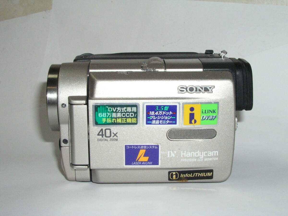 5984● SONY Handycam DCR-TRV5、MiniDVテープ式ビデオカメラ、ソニー ●61の画像6