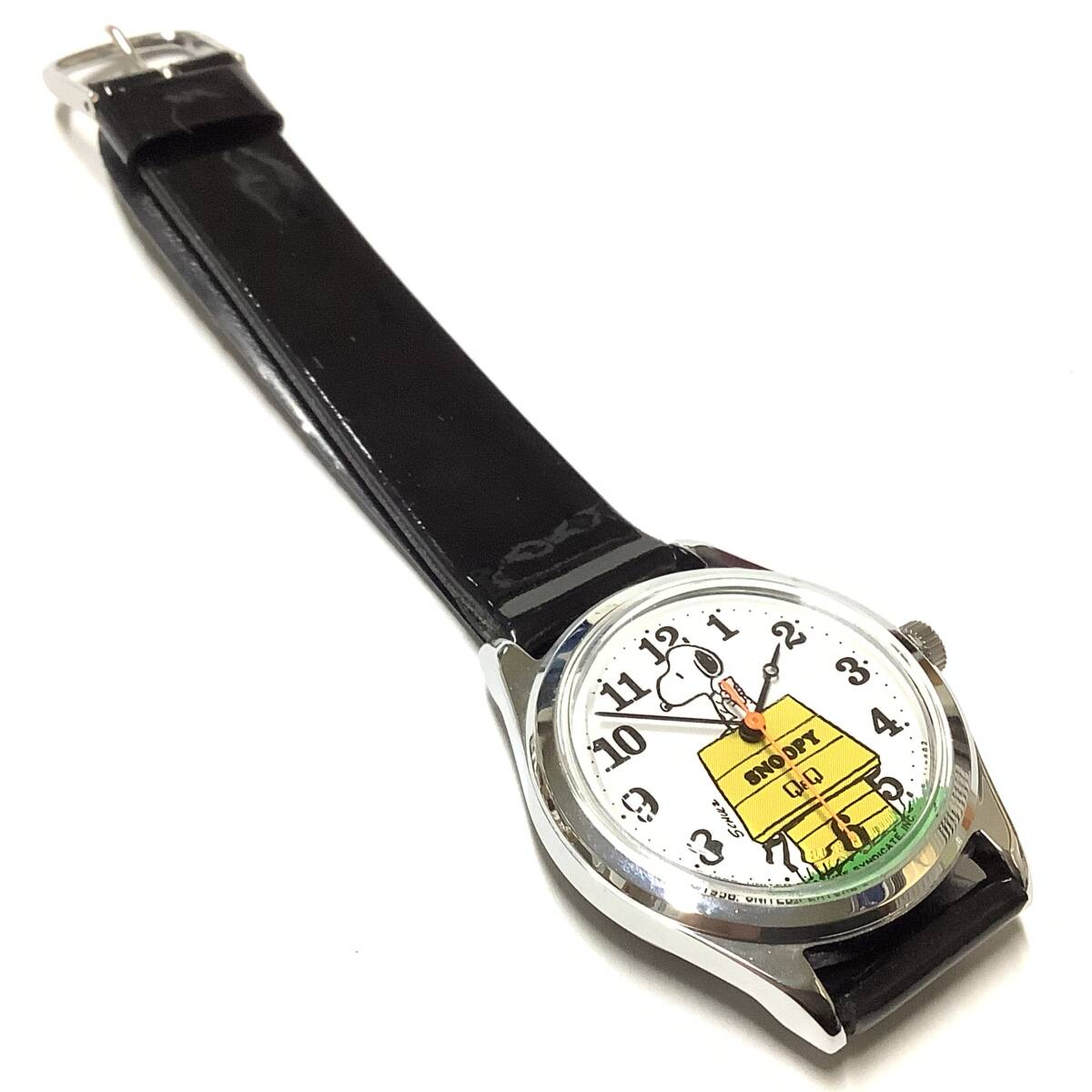 [ ultra rare! retro, new goods dead stock ] Citizen CITIZEN Q&Q Snoopy hand winding machine wristwatch character watch Vintage 